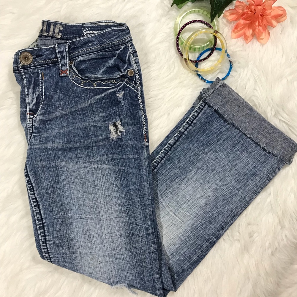 Hydraulic Distressed Fringed Hem Ankle Jeans